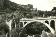 El puente del Río Maimona. Desde entonces no ha cambiado mucho, pero se aprecia el paso del tiempo y de los arreglos necesarios